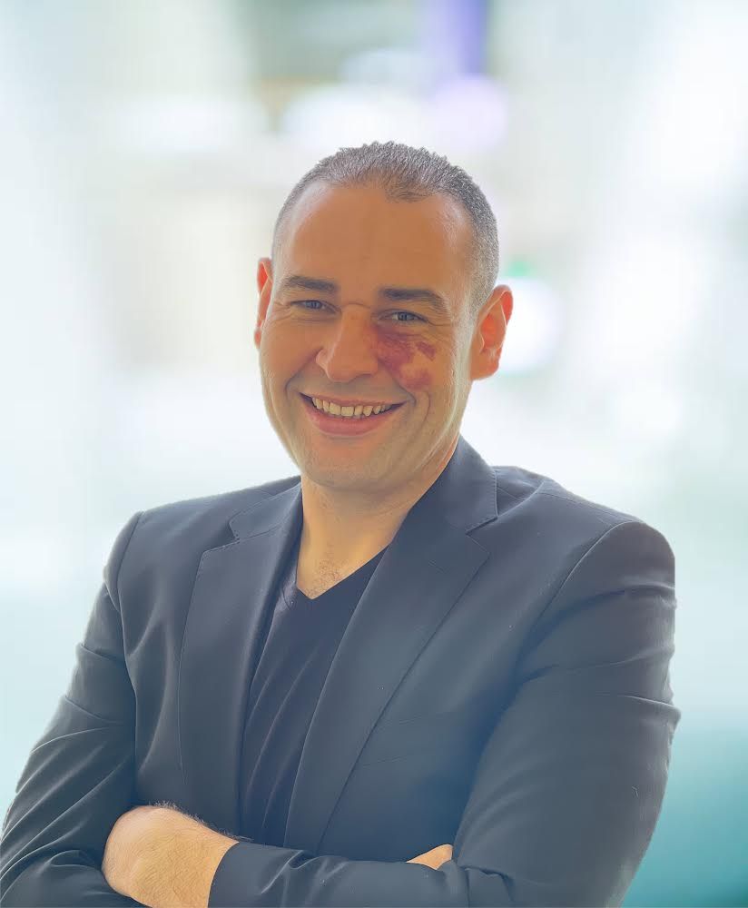 Dr Abed Benaichouche