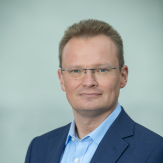Chris-Oliver Schickentanz