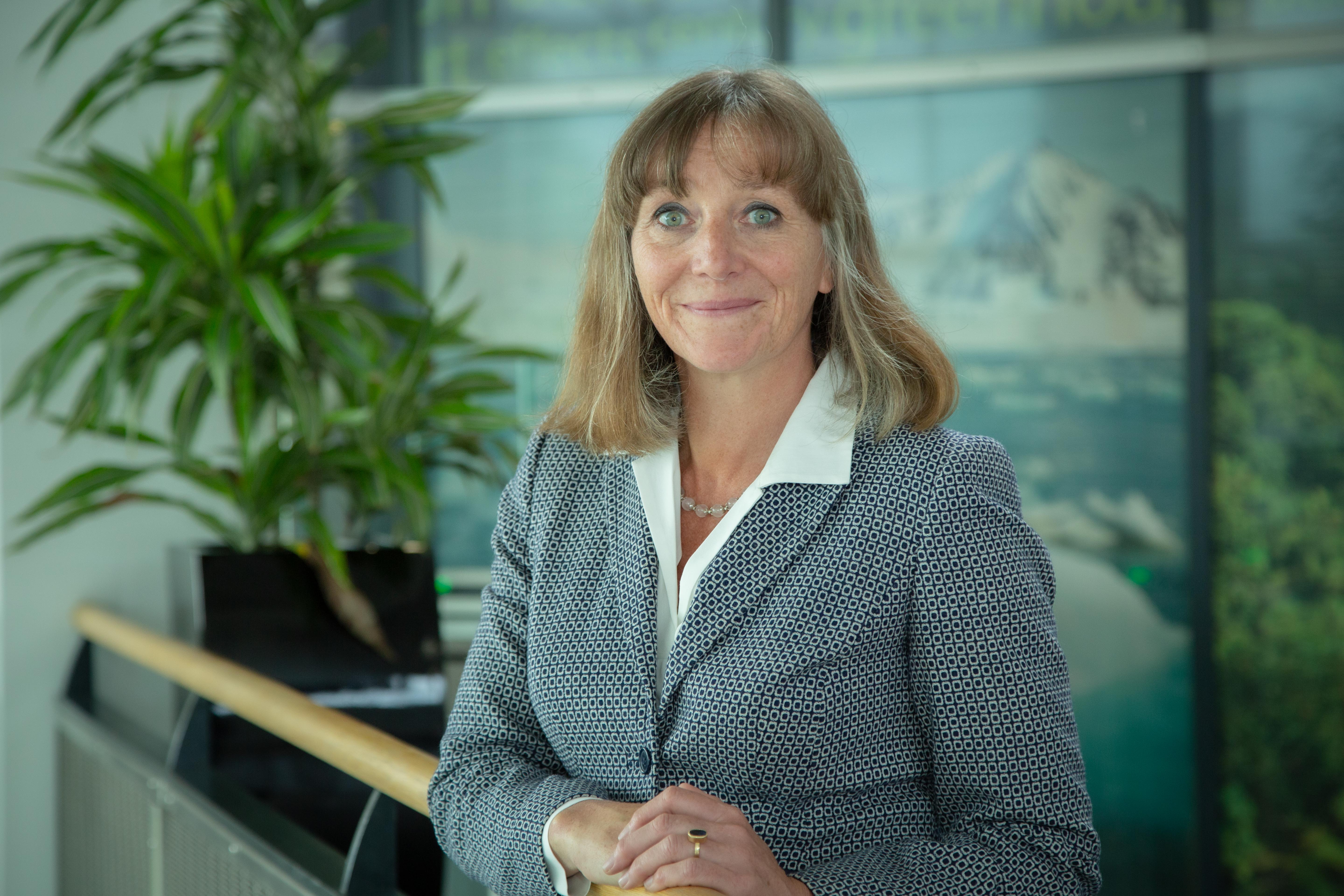 Prof Kirstine Dale